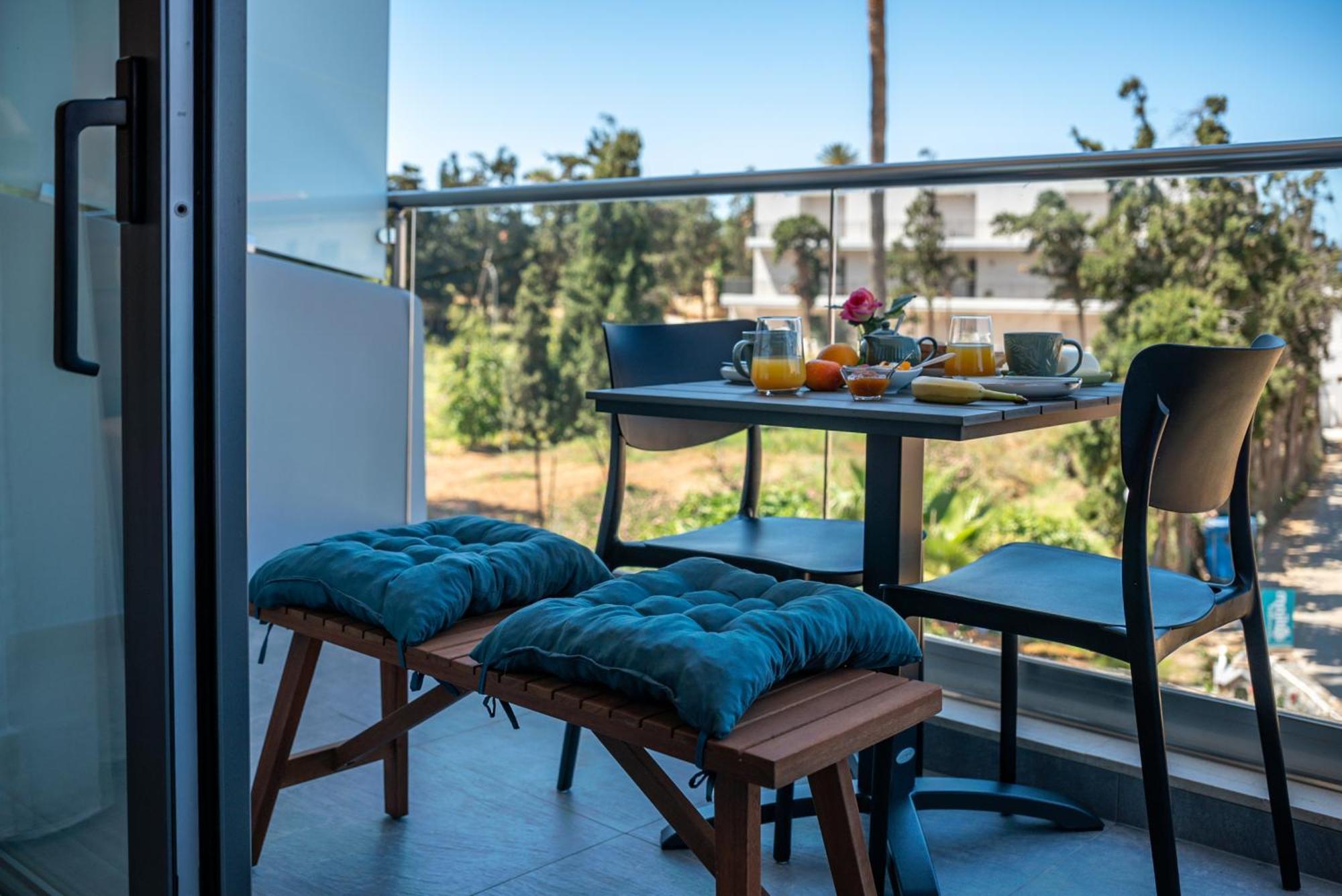 Litinakis Studios Sea View & Litinakis Studios Garden View 700 Meters Away Agia Marina المظهر الخارجي الصورة
