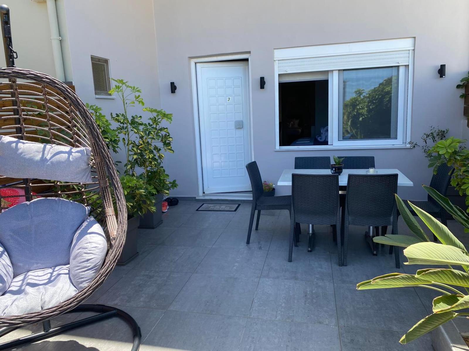 Litinakis Studios Sea View & Litinakis Studios Garden View 700 Meters Away Agia Marina المظهر الخارجي الصورة