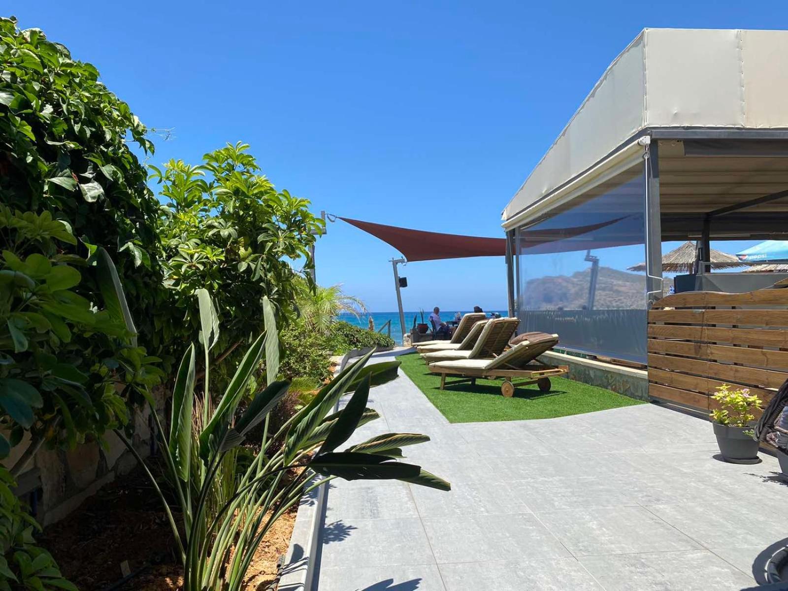 Litinakis Studios Sea View & Litinakis Studios Garden View 700 Meters Away Agia Marina المظهر الخارجي الصورة